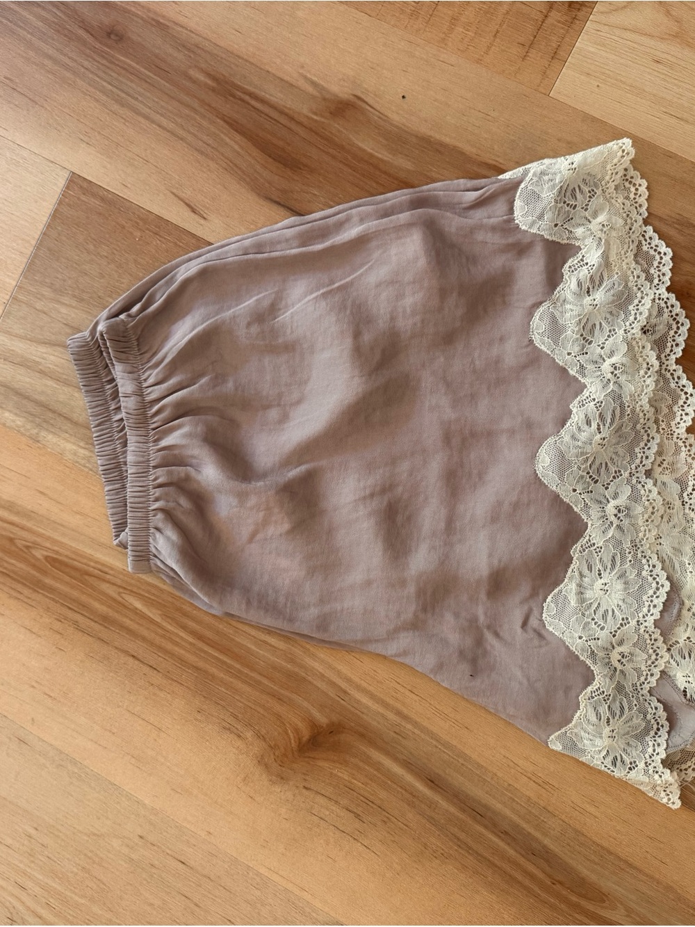 Lace-Trim shorts